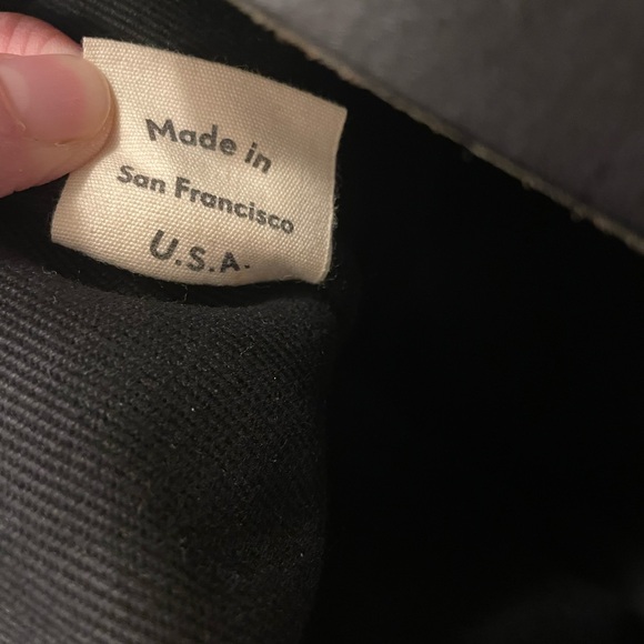 Joshu Vela utility tote in black canvas - Picture 4 of 9